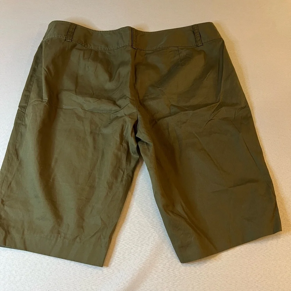 Michael‎ Kors Olive Green Women's Shorts Size 16